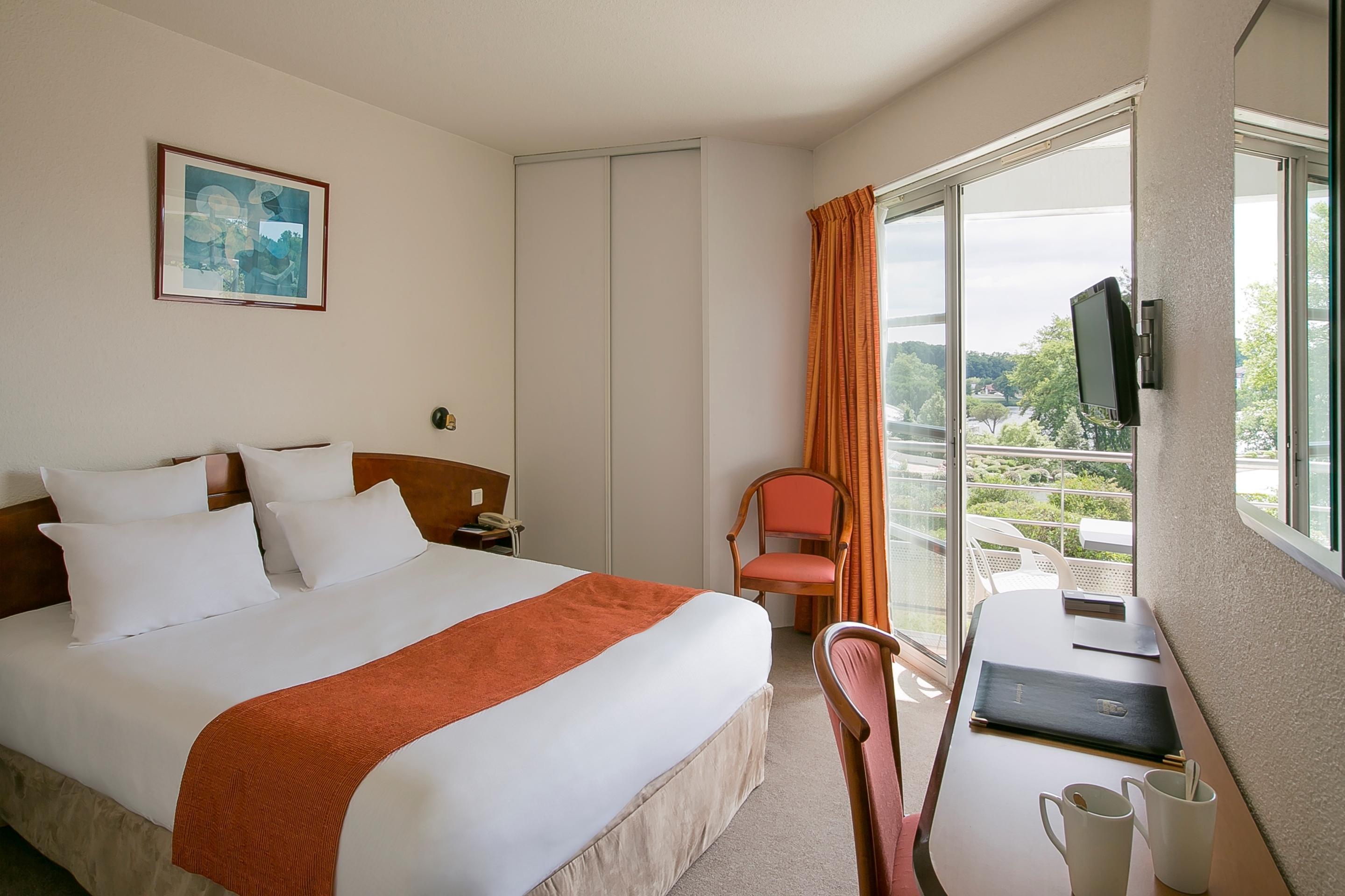 Best Western Hotel Sourceo Saint-Paul-les-Dax Exterior photo