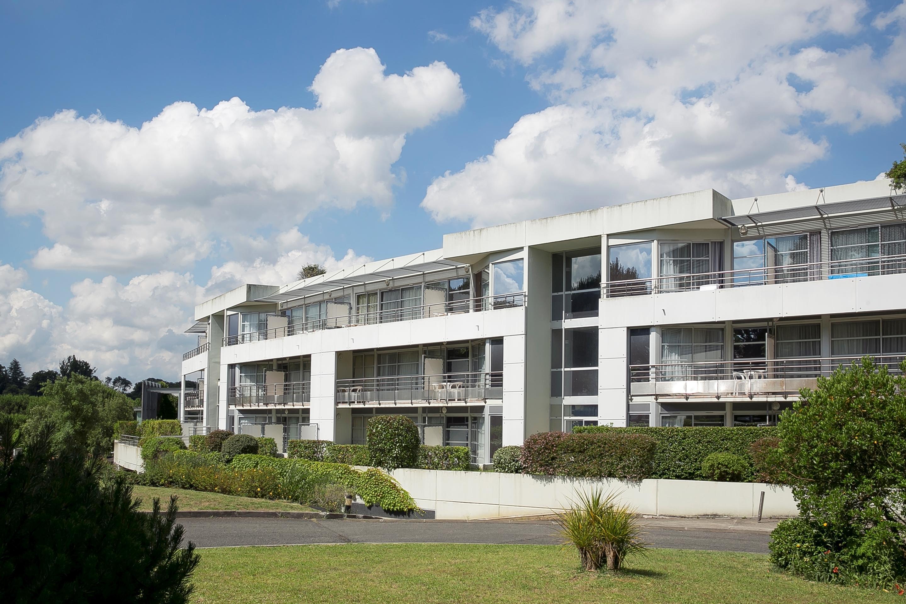 Best Western Hotel Sourceo Saint-Paul-les-Dax Exterior photo