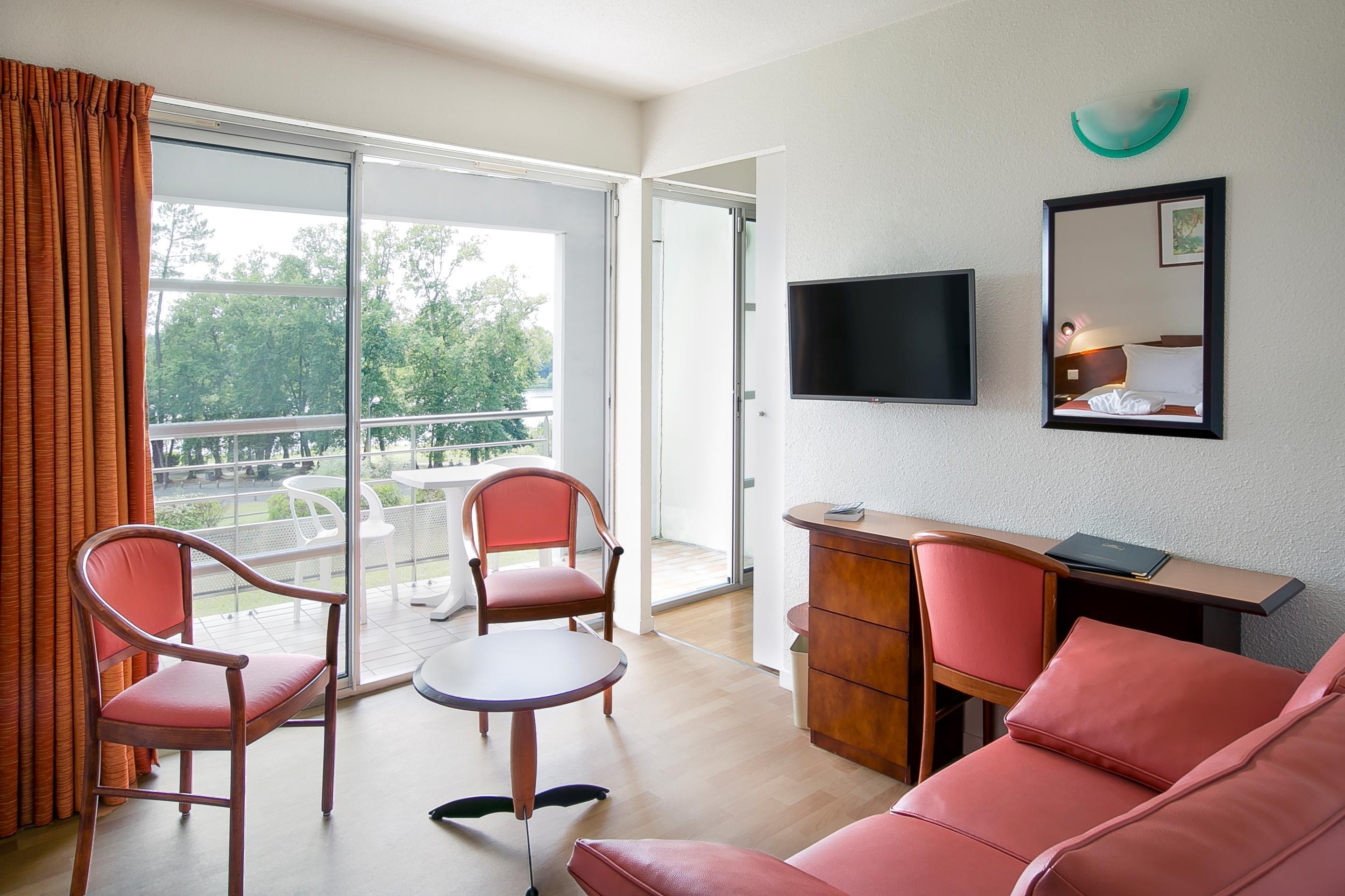 Best Western Hotel Sourceo Saint-Paul-les-Dax Exterior photo