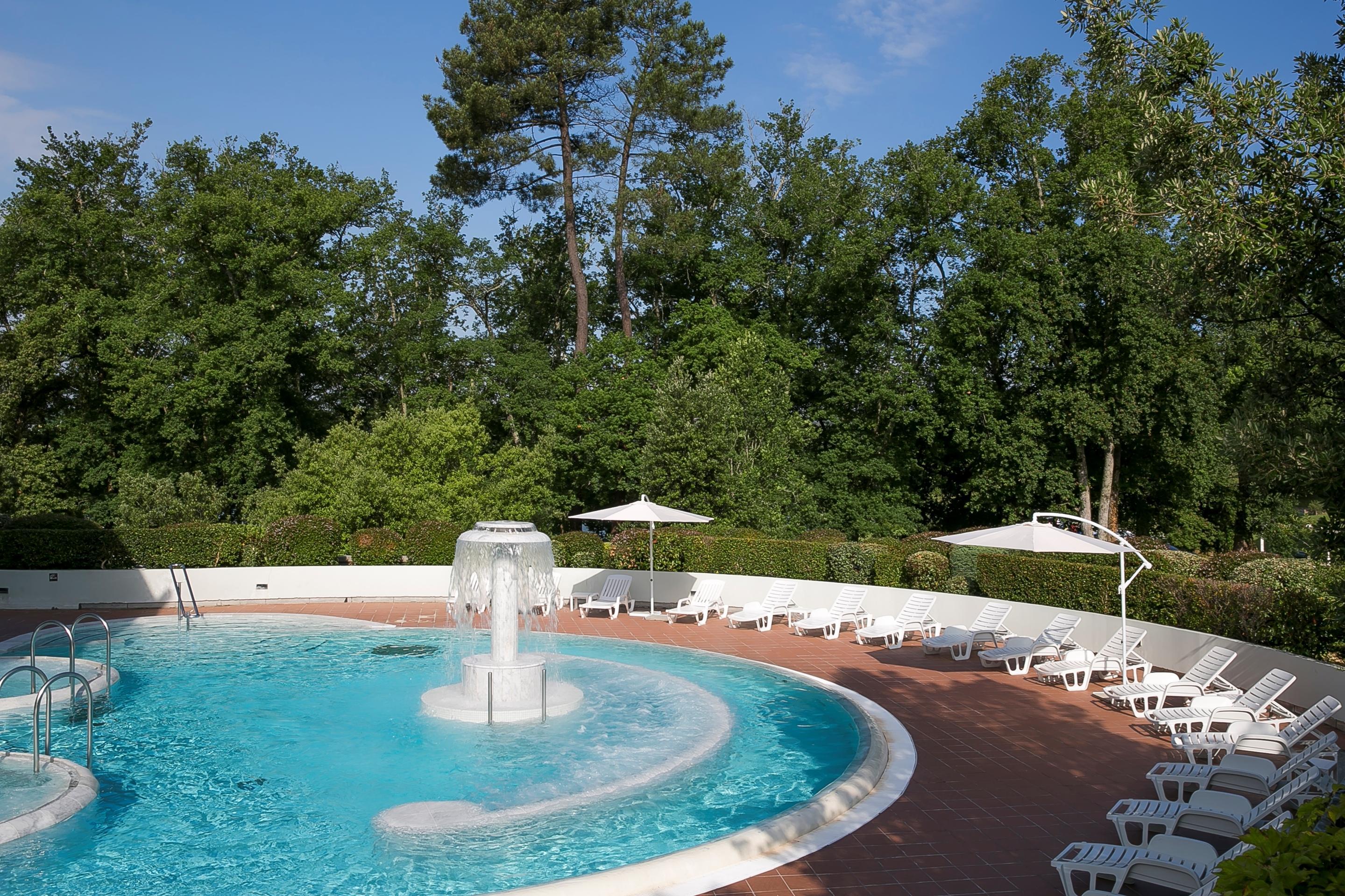Best Western Hotel Sourceo Saint-Paul-les-Dax Exterior photo