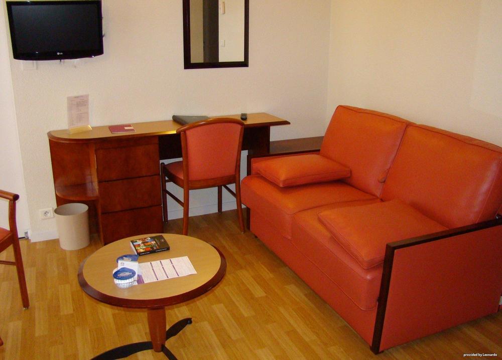 Best Western Hotel Sourceo Saint-Paul-les-Dax Exterior photo